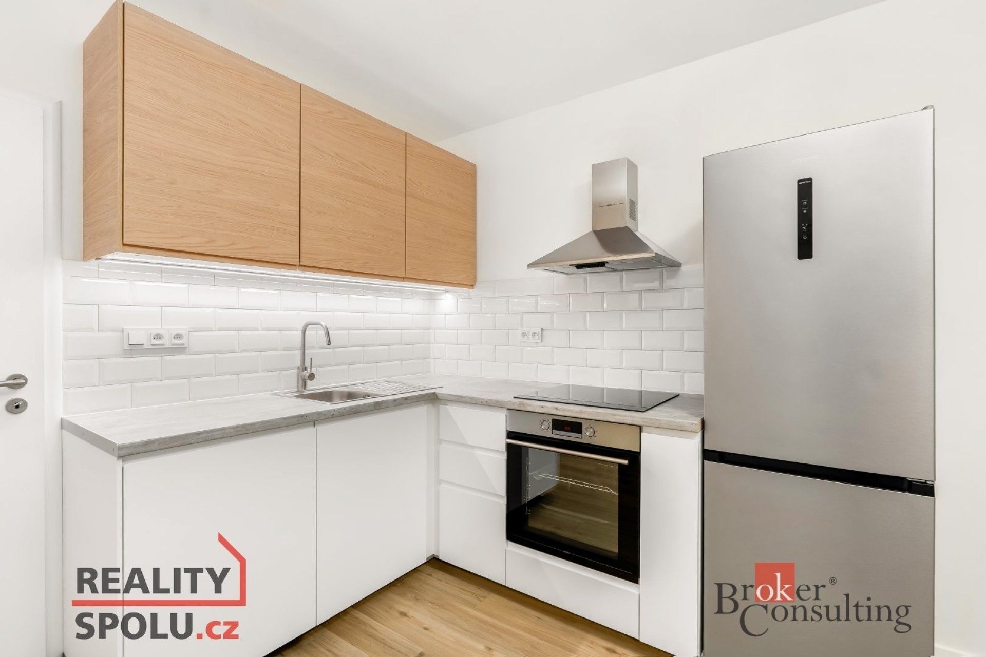 2+kk, Pod lysinami, Praha, 41 m²