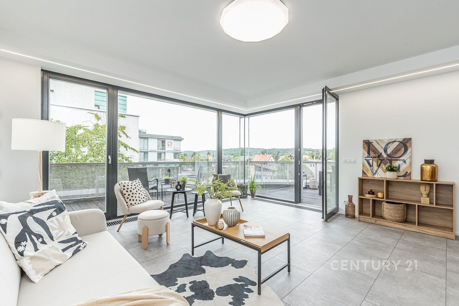 4+kk, Černošice, okres Praha-západ, Středočeský kraj, 210 m² - 1