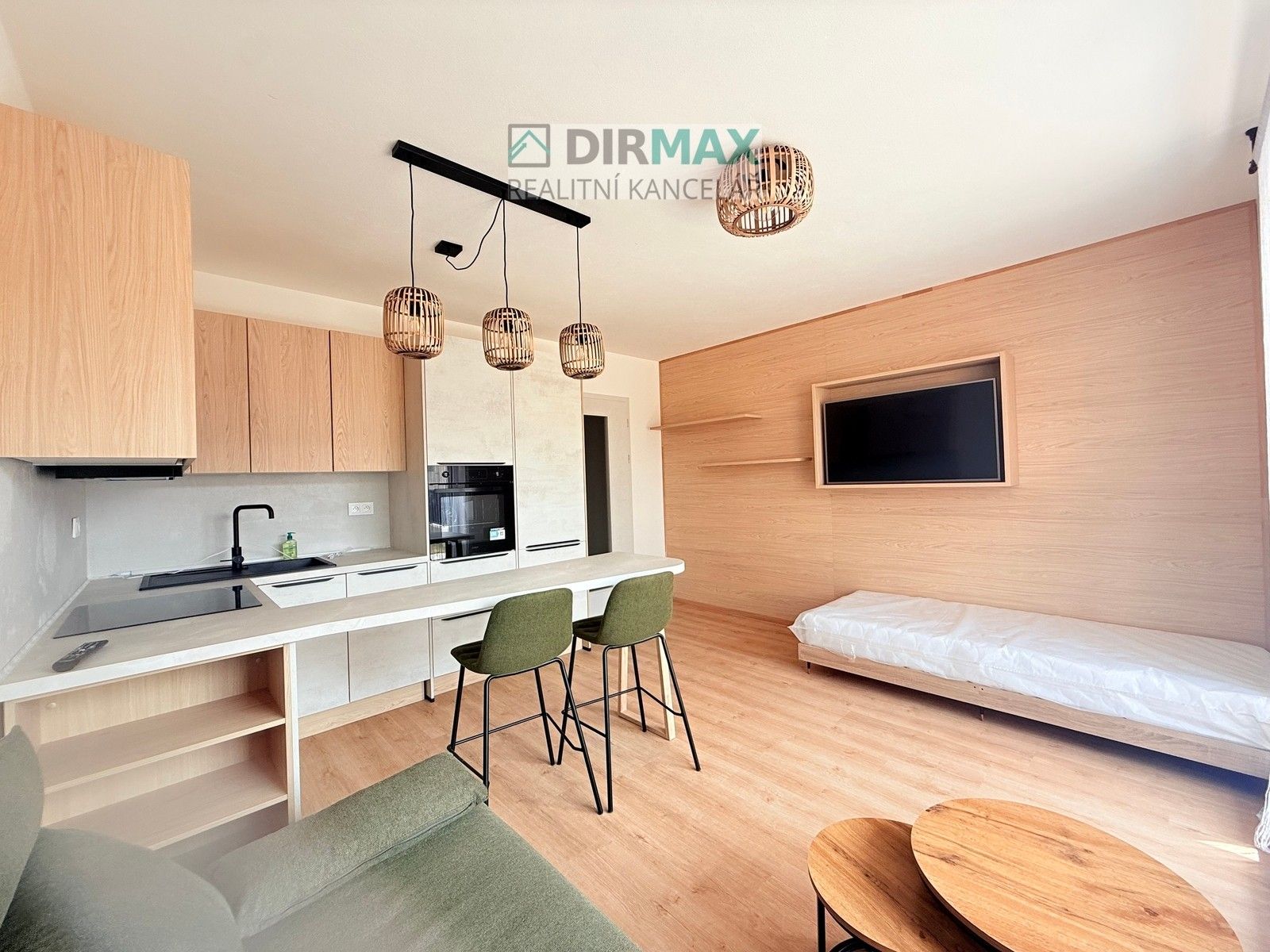 Pronájem byt 1+kk - Slovanská, Plzeň, 32 m²