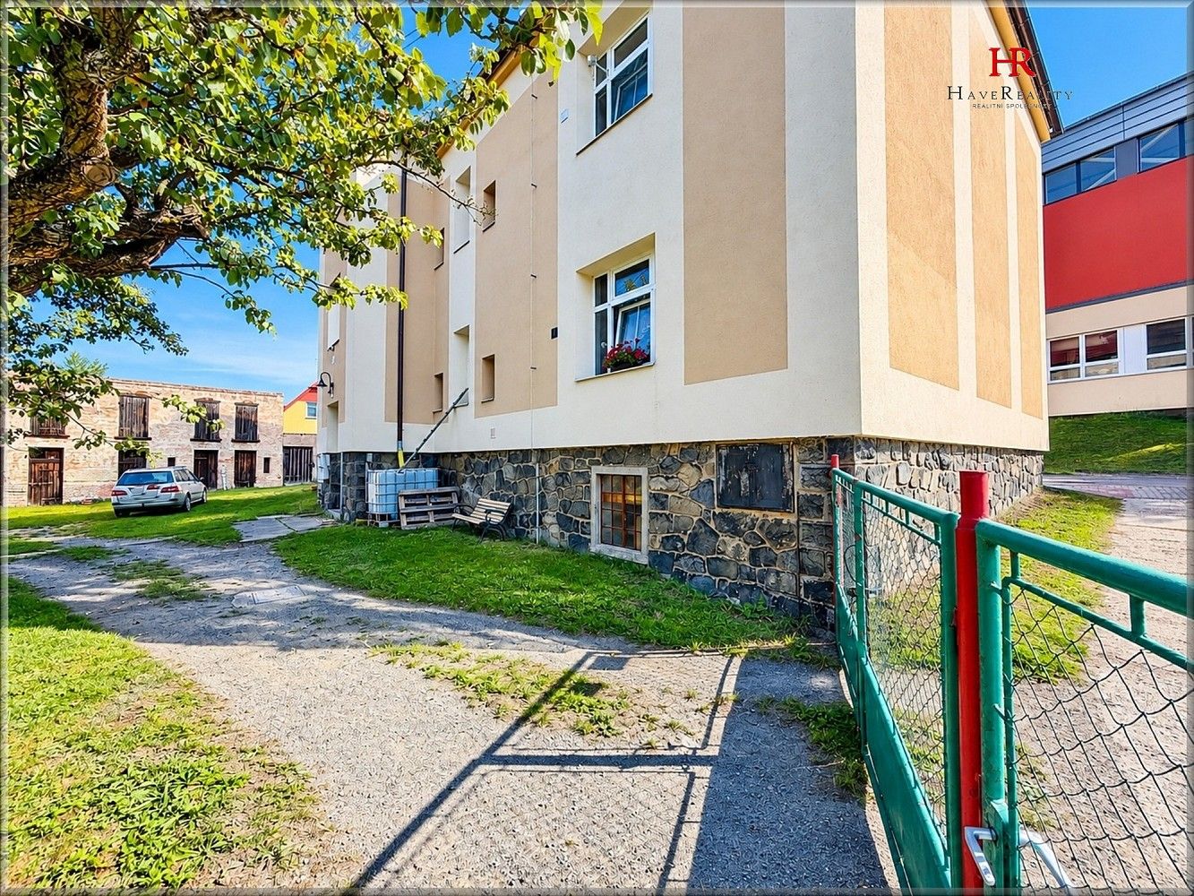 Prodej byt 3+1 - Komenského, Čerčany, okres Benešov, 80 m² - 5