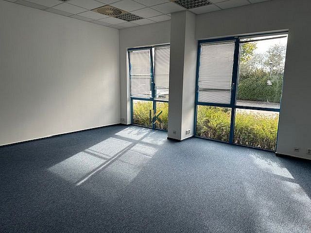 Kancelář · 244 m² · Praha - Zličín, okres Praha 17, Hlavní město Praha - 3