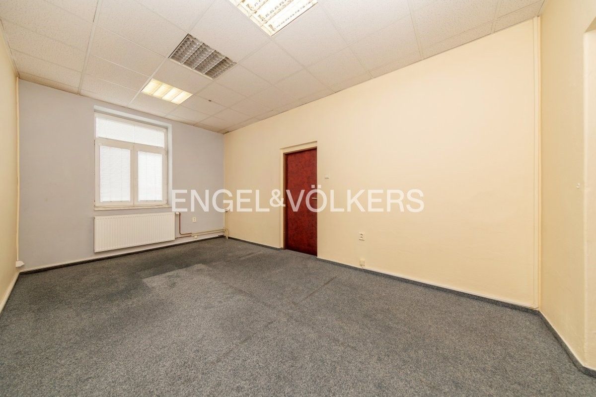 Kancelář · 49 m² · Lobezská 107, Plzeň Lobzy - 3