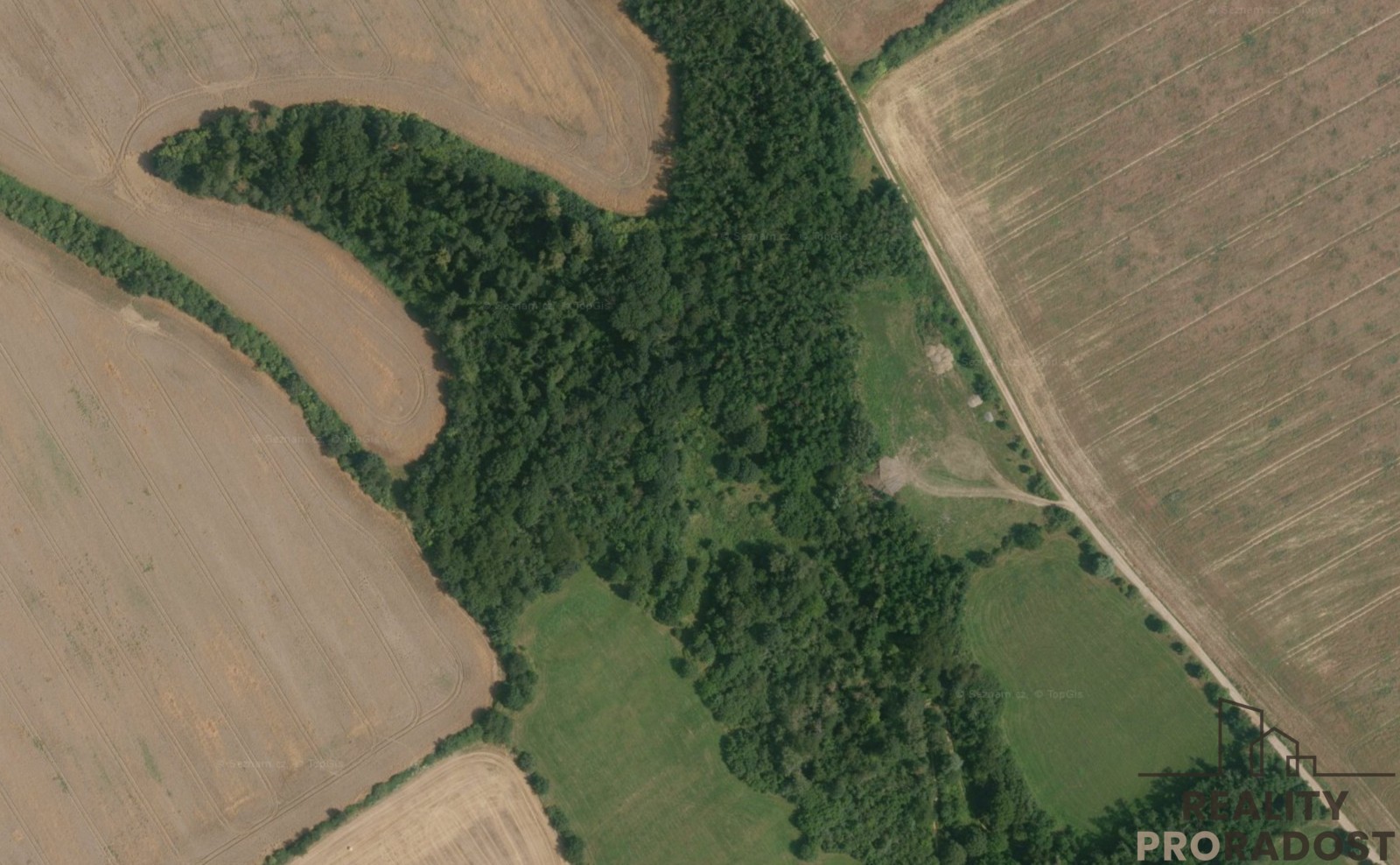 Louka · 4 459 m² · Traplice - 3