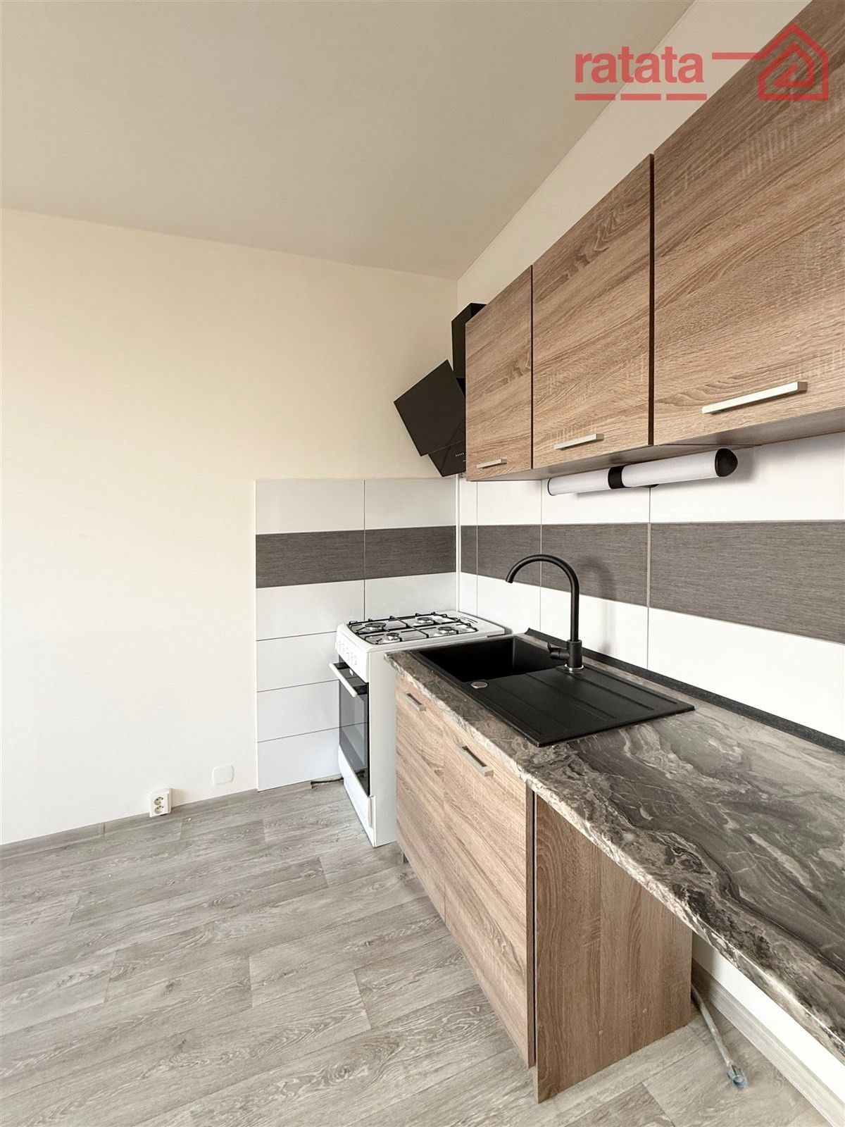 1+1, 17. listopadu, Chomutov, 35 m²