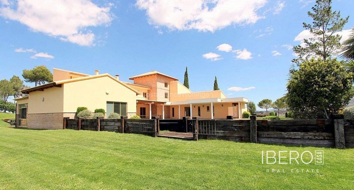 Rodinný dům · 1 586 m² · Penaguila, ES - 3