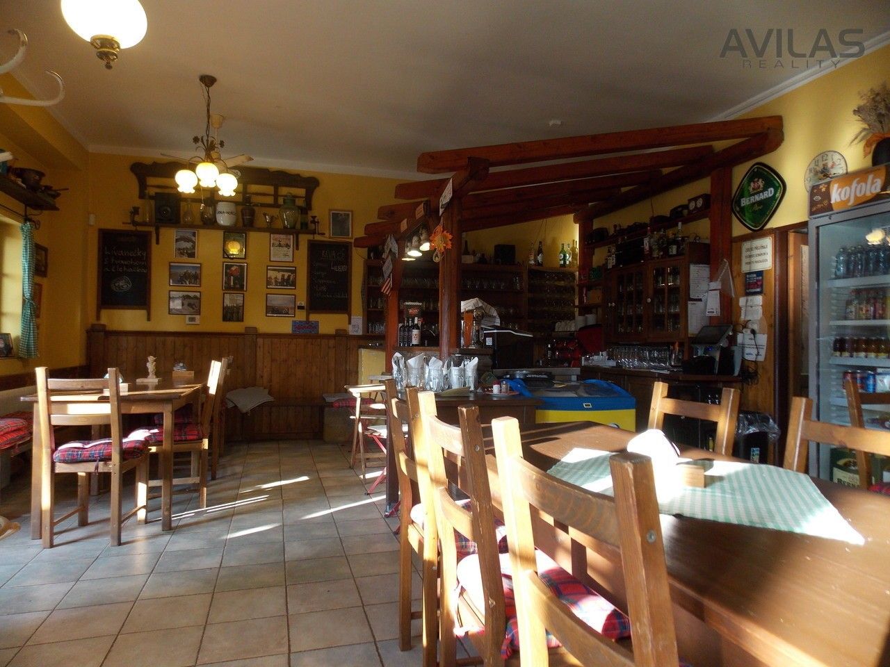 Prodej restaurace - Pecerady, Týnec nad Sázavou, 500 m²