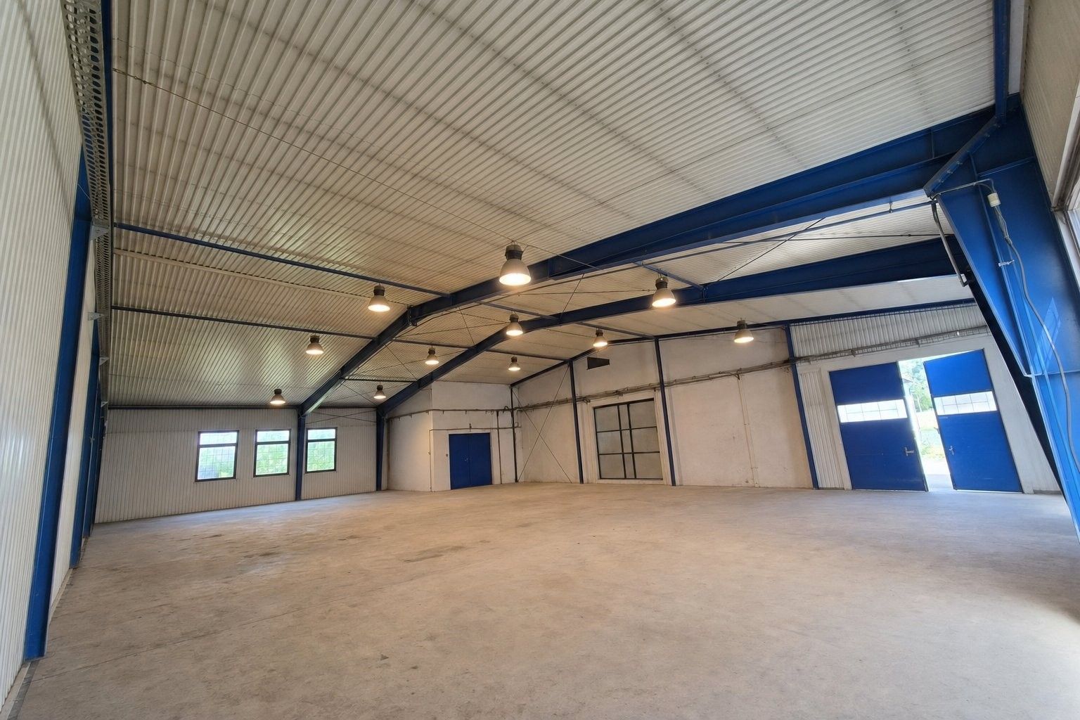 Sklad · 425 m² · Pražská, Loděnice - 4