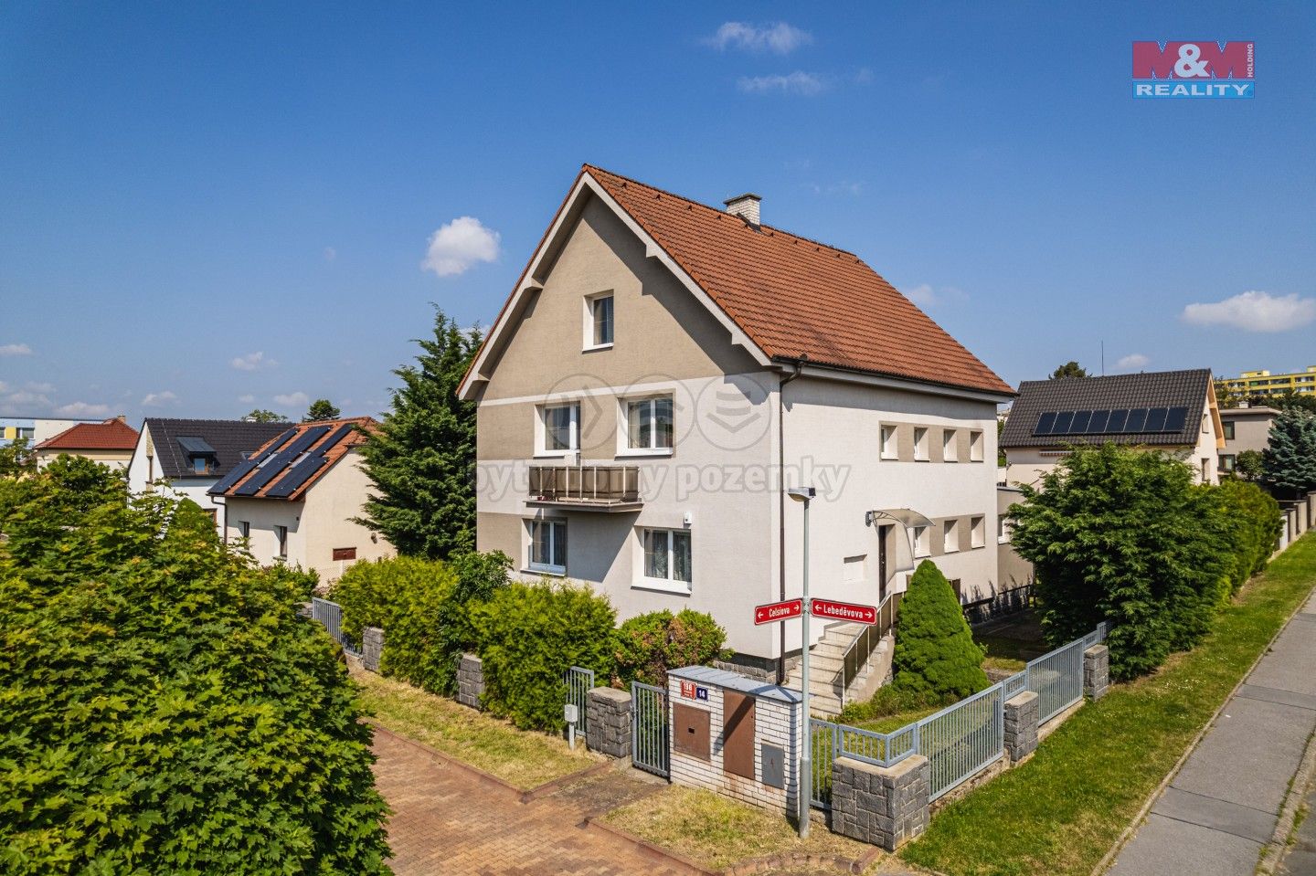 Rodinné domy, Lebeděvova, Praha, 279 m²