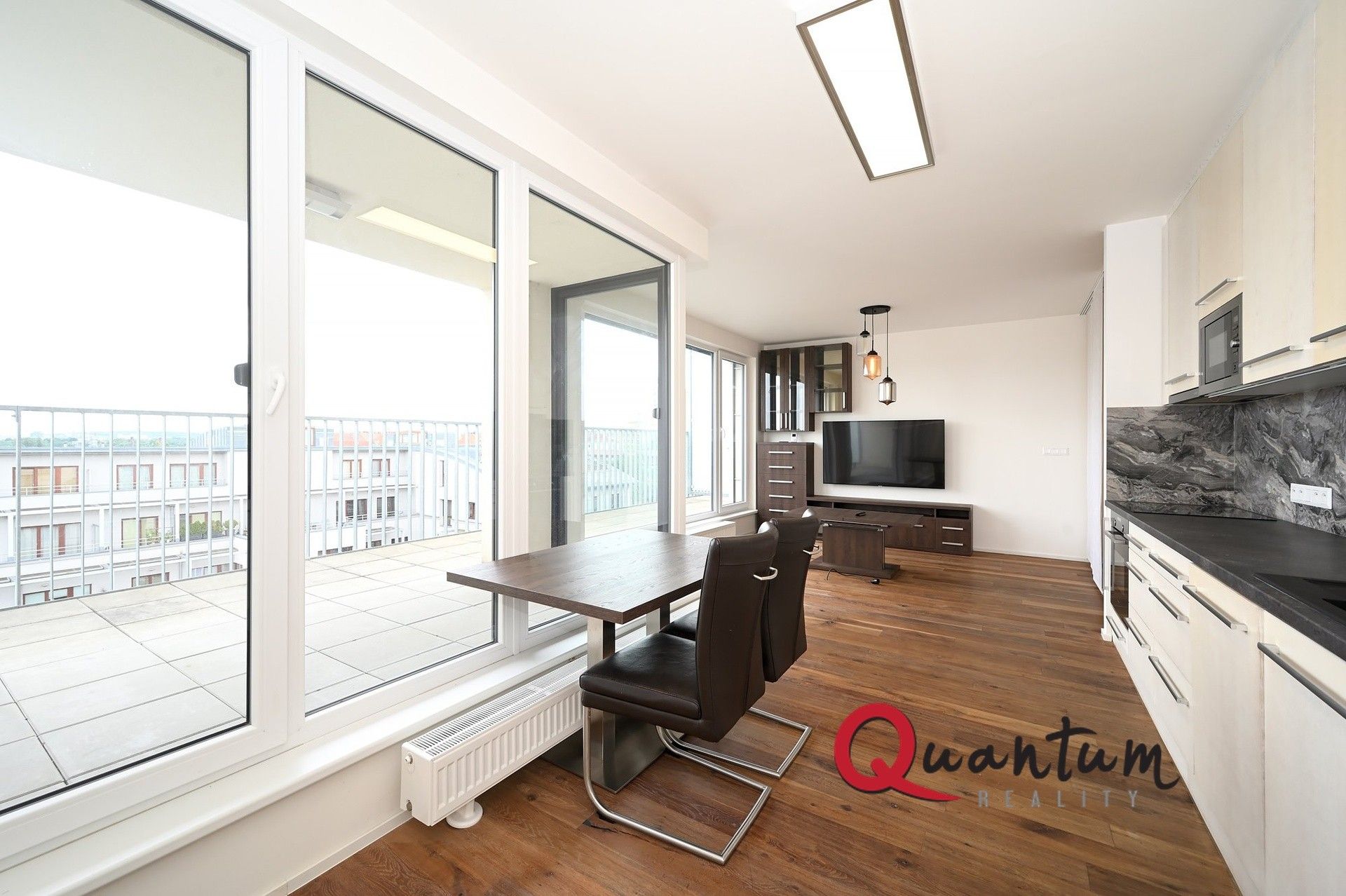 Pronájem byt 1+kk - Lindleyova 2822, Praha, 59 m²