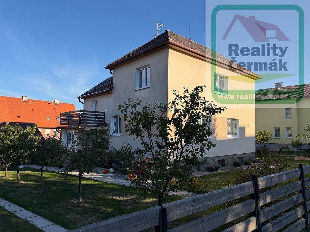 Rodinné domy, Zahradní, Holýšov, okres Plzeň-jih, 300 m² - 1