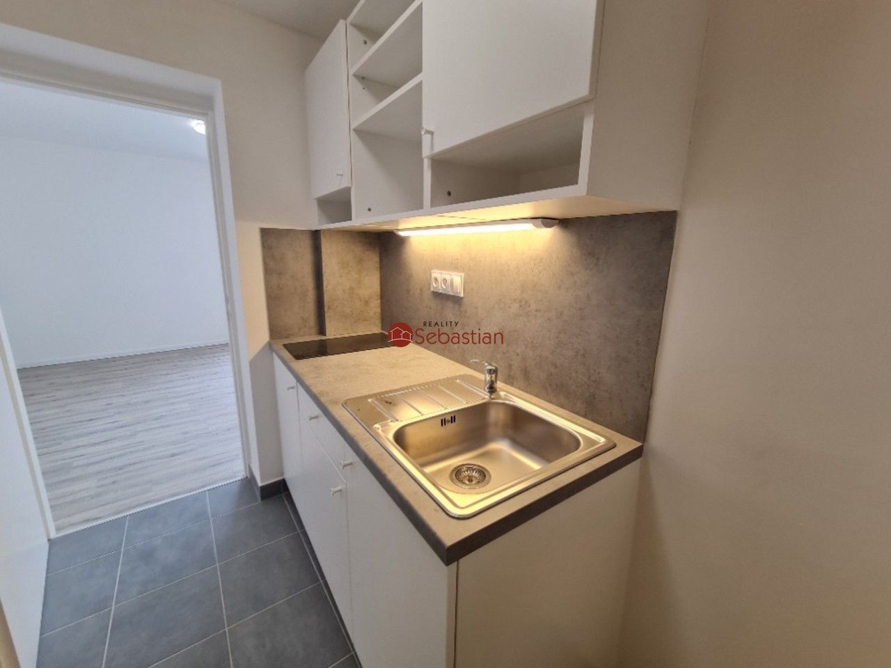 1+1, Antonína Sochora, Teplice, 37 m² - 1