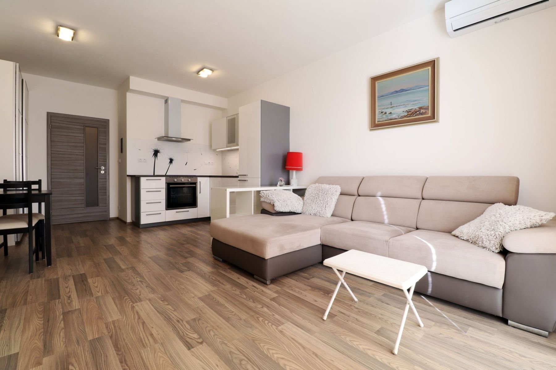 1+kk, Hlučkova, Praha - Letňany, 35 m² - 1