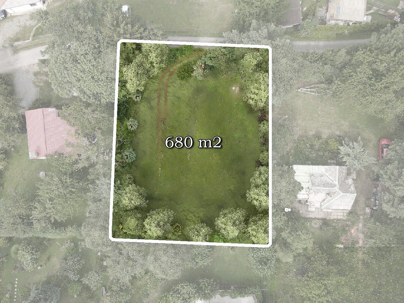 Pozemek pro bydlení, 680 m²