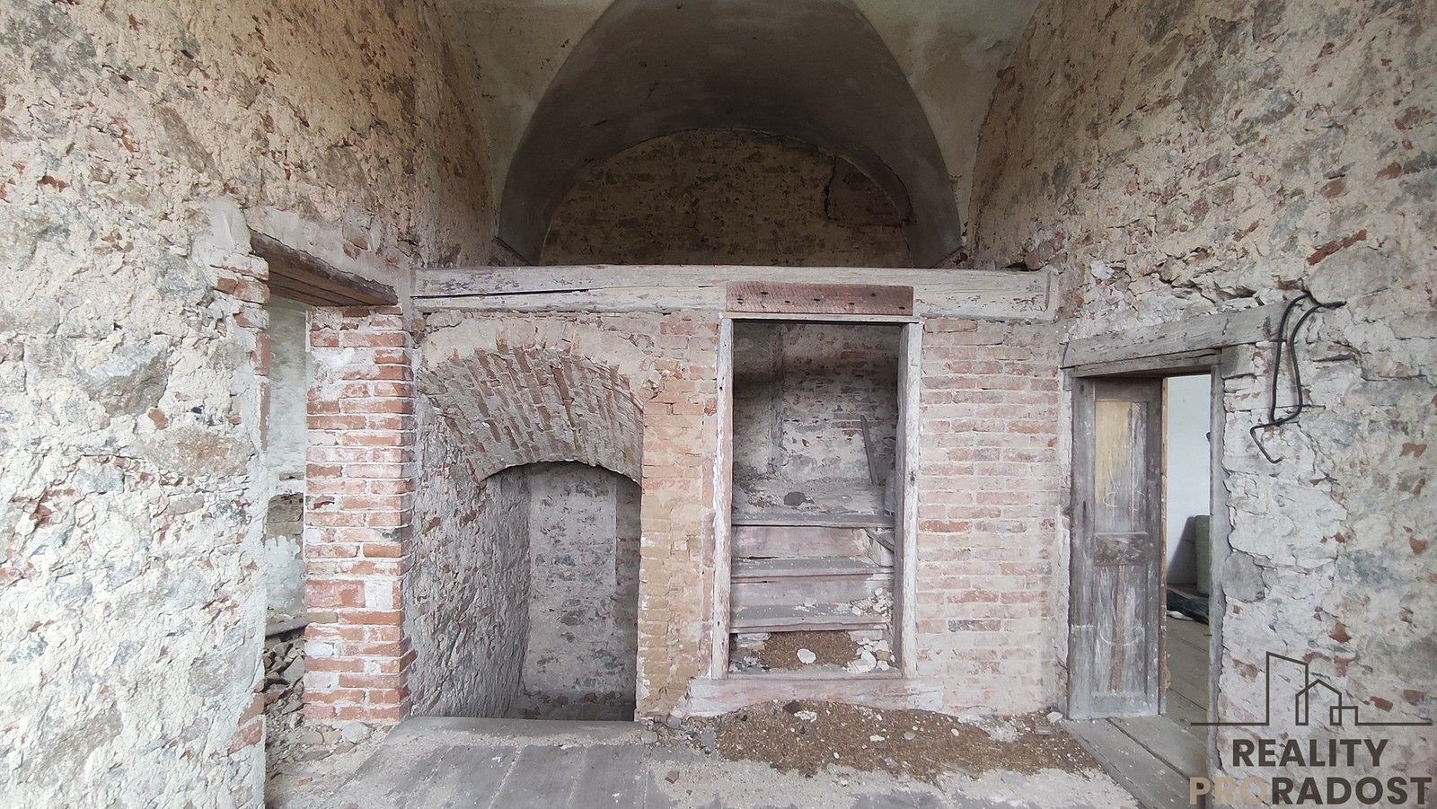 Komerční nemovitost · 300 m² · Vratěnín, okres Znojmo - 3