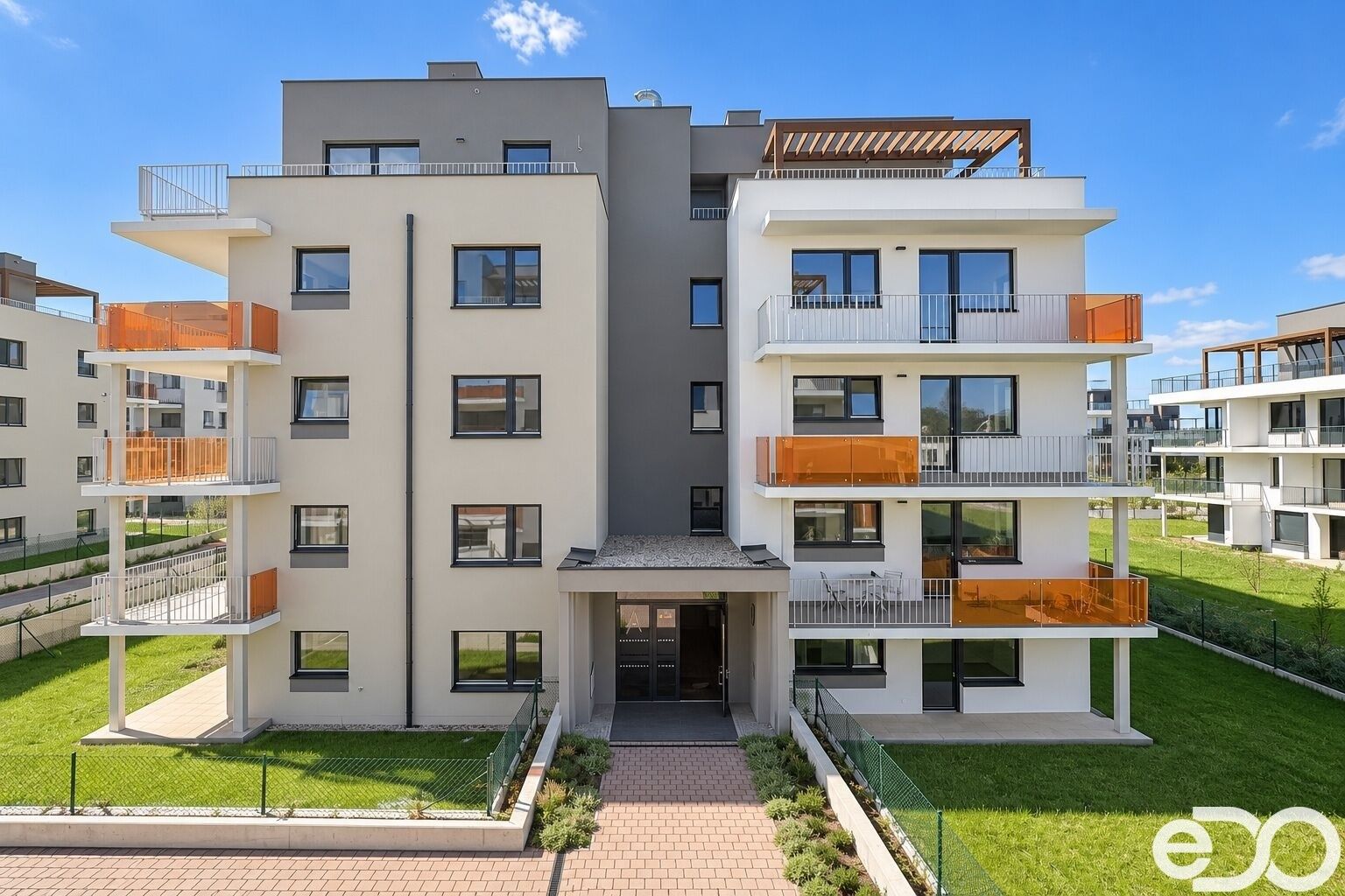 Byt 2+kk · 61 m² · Za Pískovnou, Praha Dolní Chabry - 3