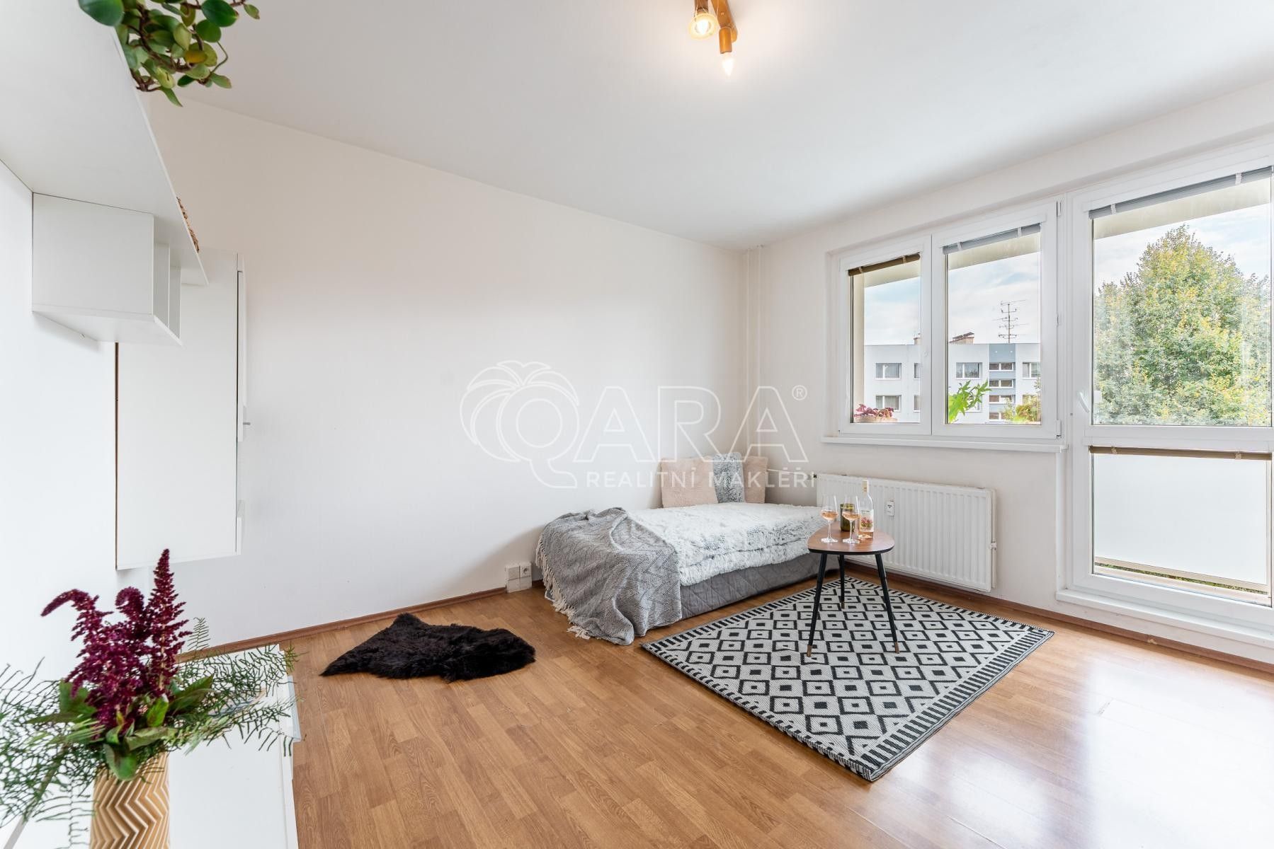 2+1, V Sídlišti, Rousínov, 46 m² - 1