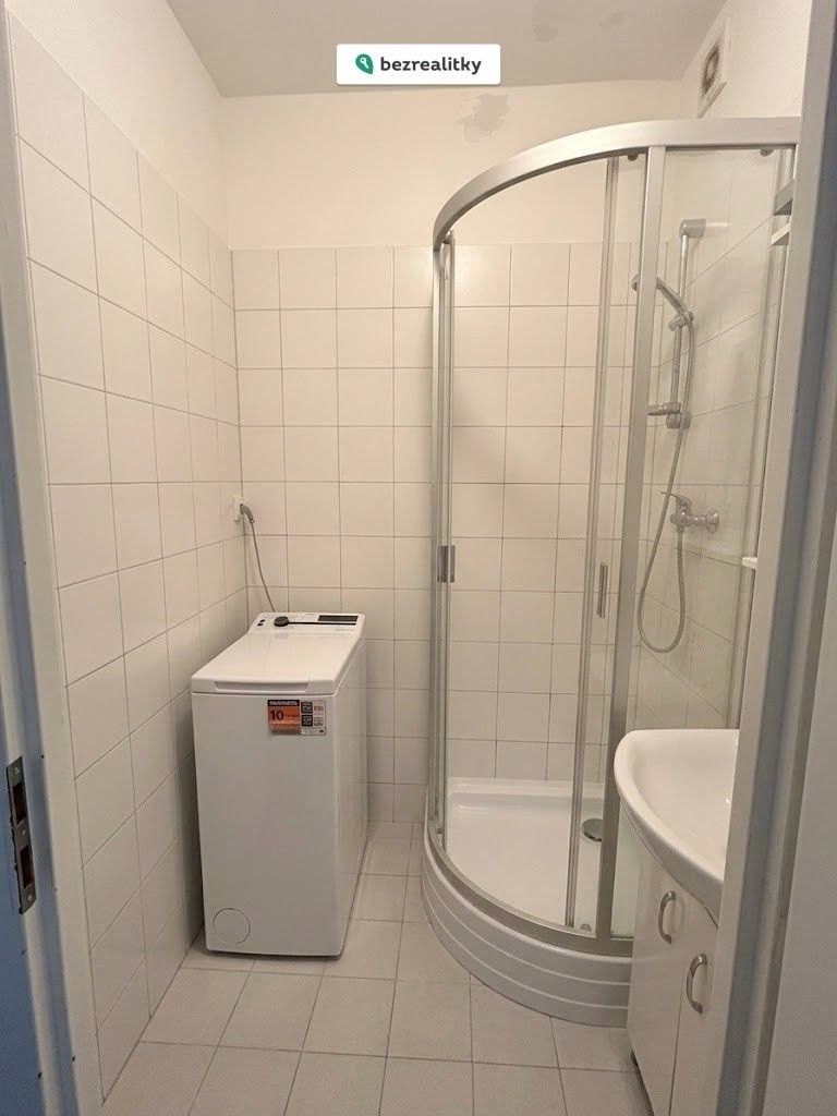 Byt 3+1 · 72 m² · Křenova 253, Praha Veleslavín - 4