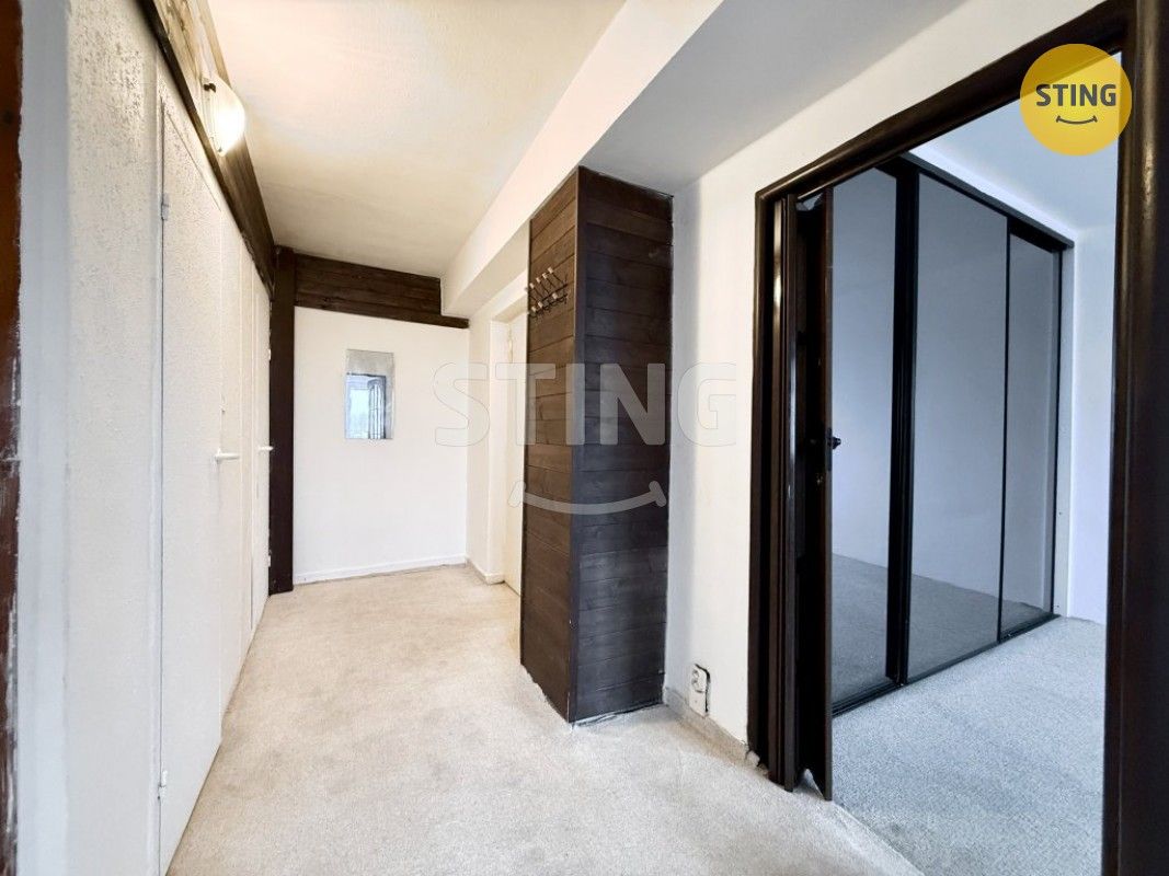 Pronájem byt 3+1 - Zelená , Ostrava, 64 m²