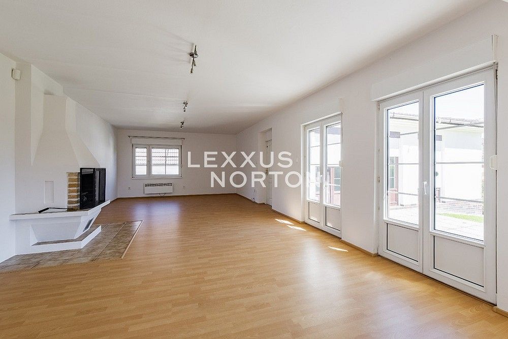Pronájem rodinný dům - Praha - Nebušice, okres Praha 6, Hlavní město Praha, 365 m² - 5