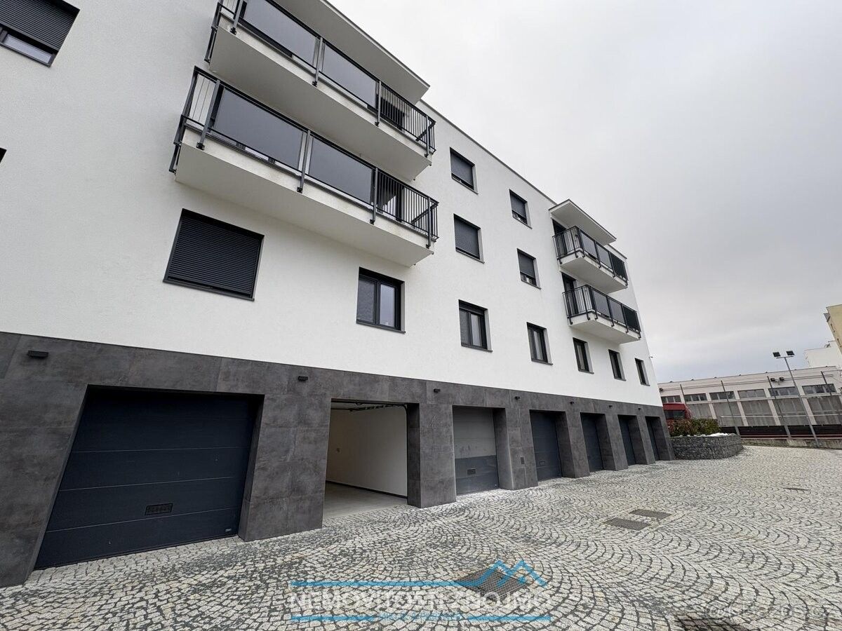 Pronájem byt - Znojmo, 669 02