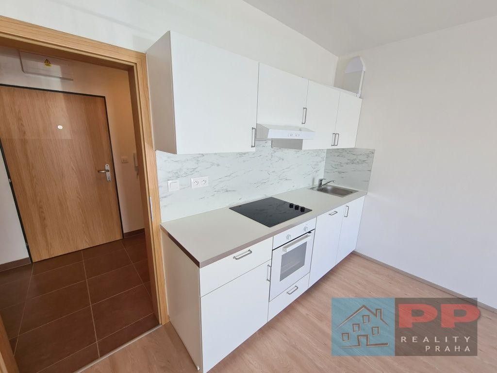 2+kk, Ječná, Hostivice, 53 m²