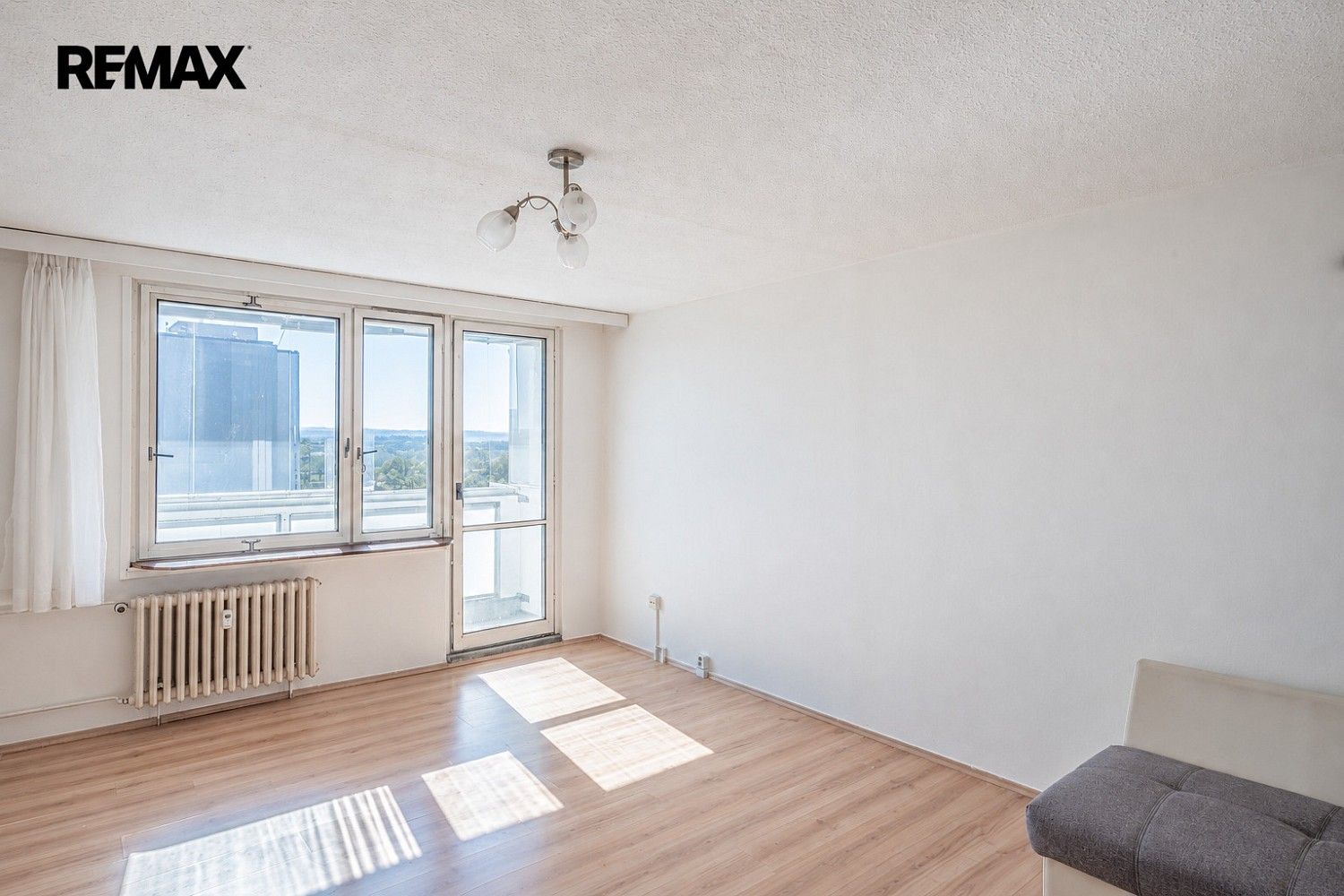 Prodej byt 3+1 - Frostova, Praha 10 - Petrovice, 77 m² - 5