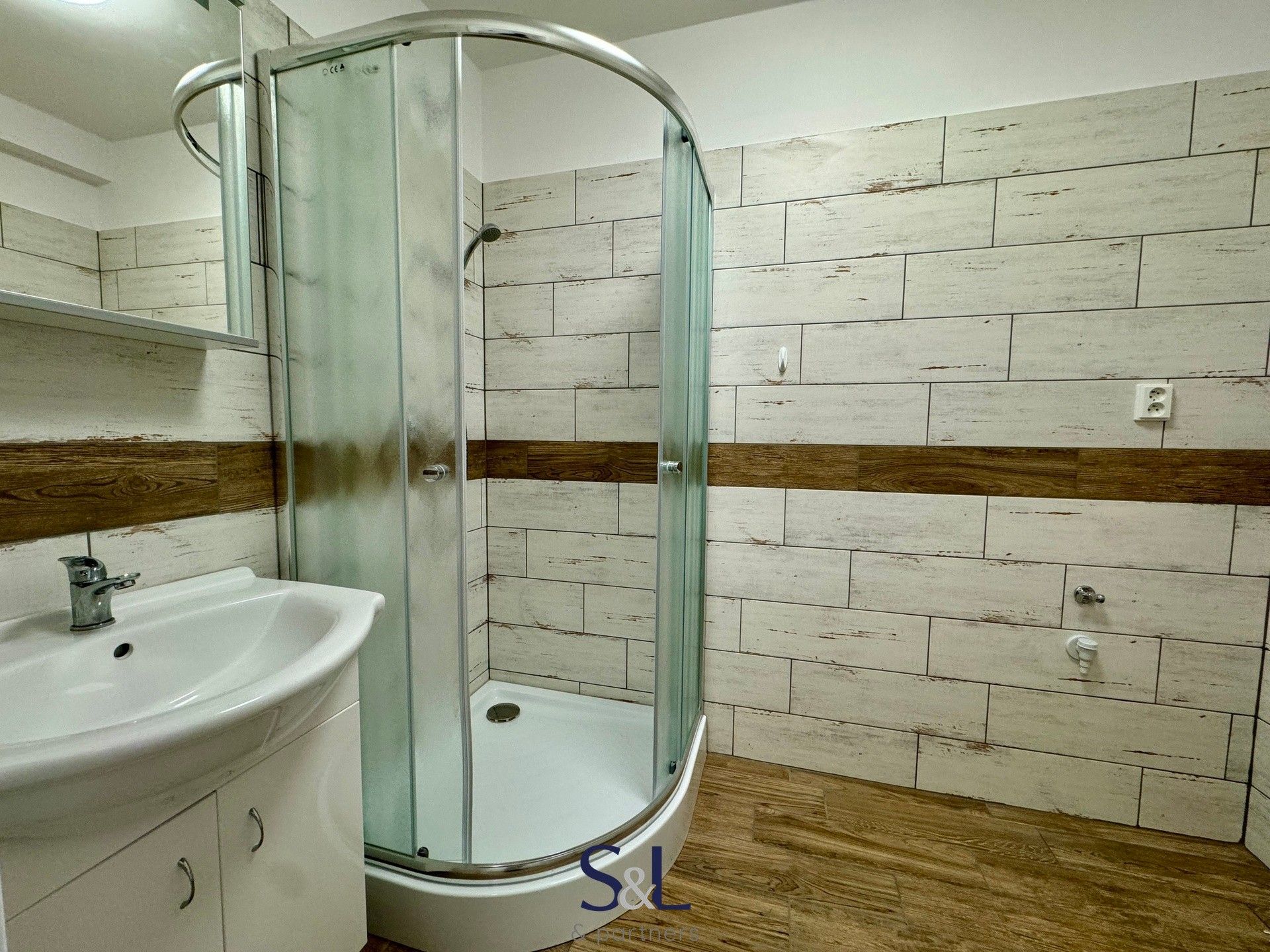 Pronájem byt 1+1 - Pískovec I, Kamenický Šenov, 40 m²