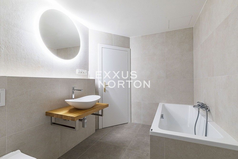 Prodej byt 4+kk - Praha - Vršovice, okres Praha 10, Hlavní město Praha, 103 m² - 5
