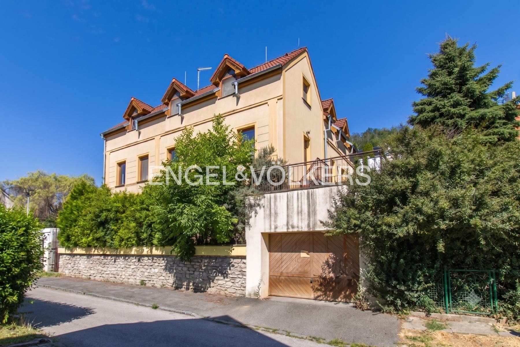 Rodinné domy, Na Mrázovce 55, Praha Velká Chuchle, 278 m² - 2