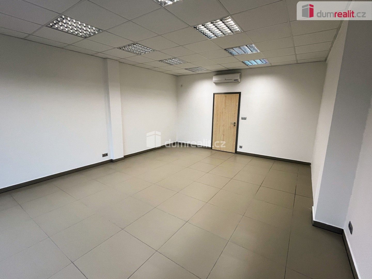 Kanceláře, Stojanova, Uherské Hradiště, 32 m² - 2