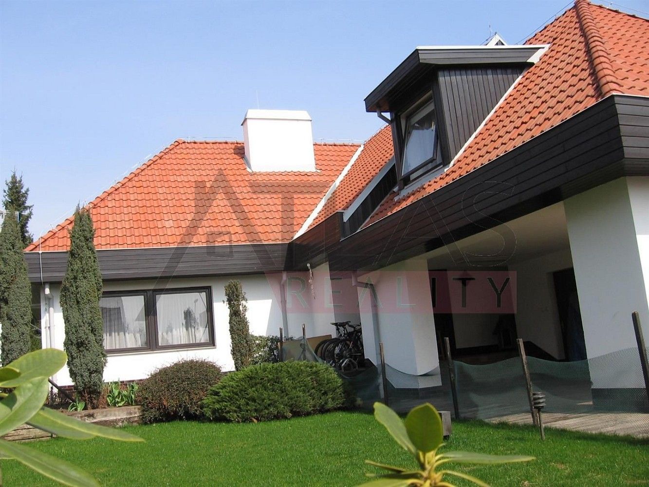Kancelář, 365 m²
