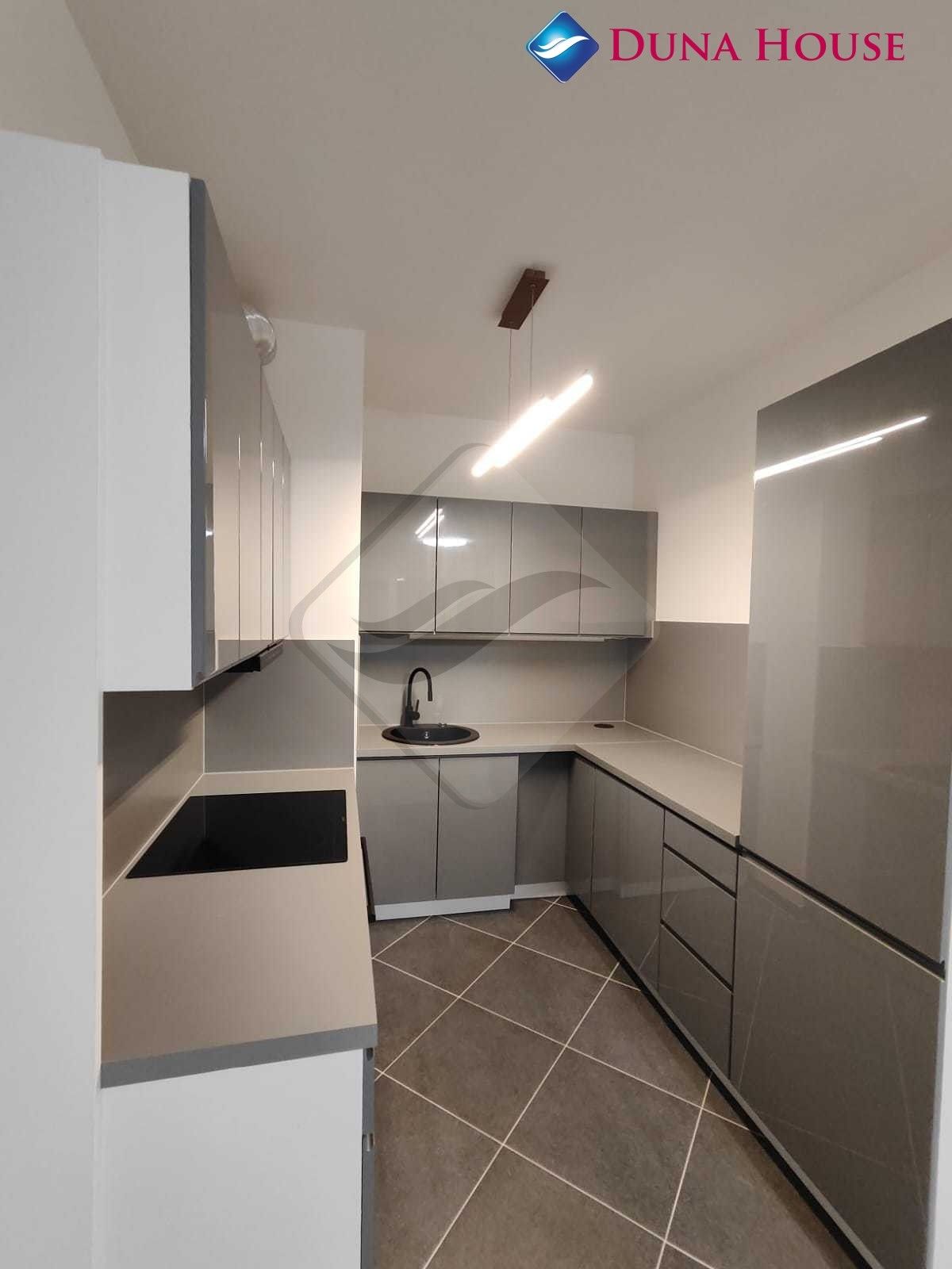 2+kk, Kardausova, Praha, 56 m² - 1