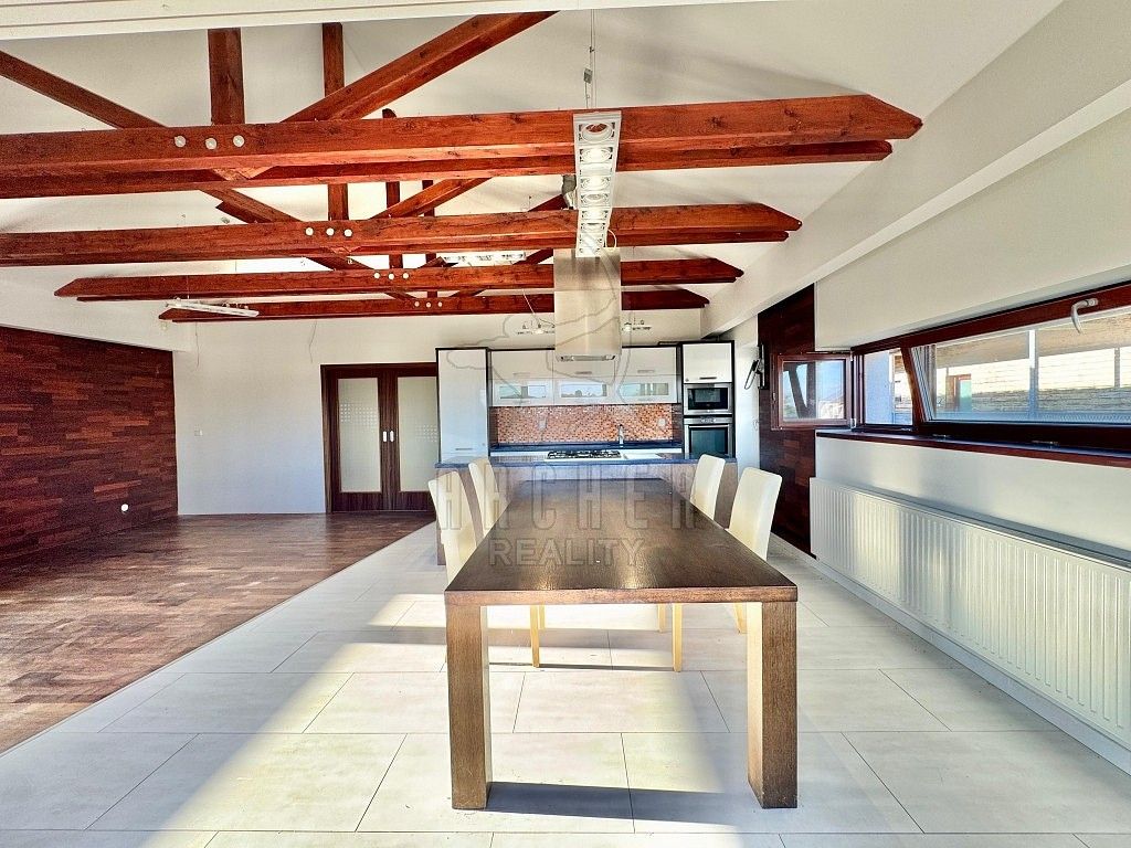 Prodej rodinný dům - Jeneč, okres Praha-západ, Středočeský kraj, 317 m² - 5