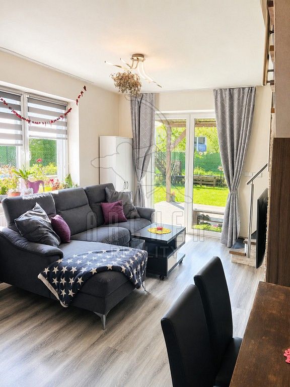 Prodej byt 3+kk - Polerady, okres Praha-východ, Středočeský kraj, 365 m² - 5