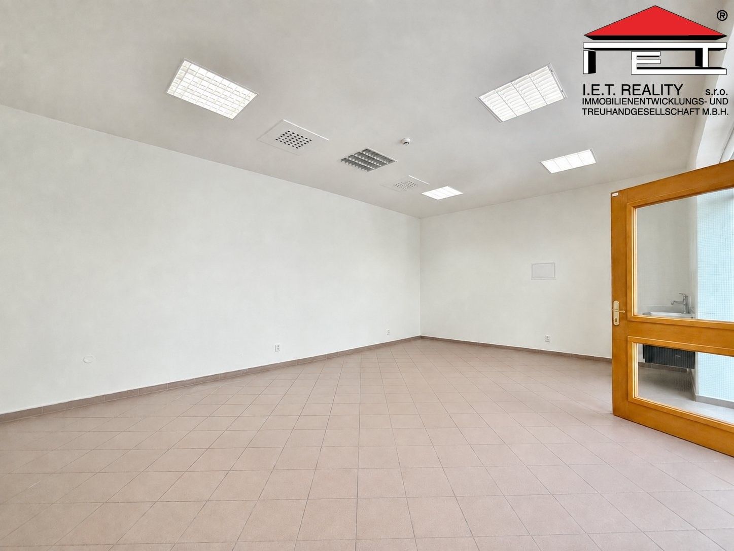 Obchodní prostory · 33 m² · Orlí, Brno - 3