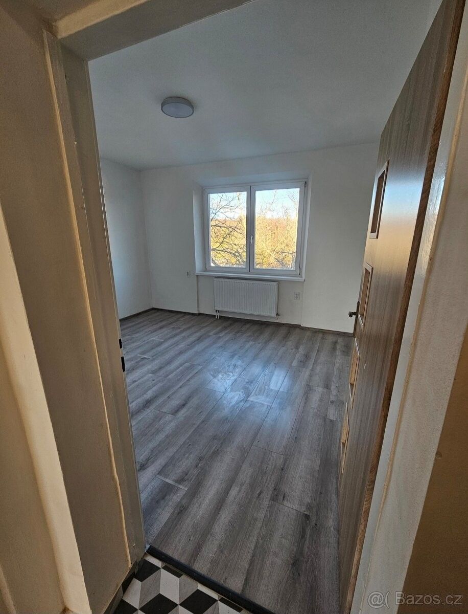 Pronájem byt - Aš, 352 01