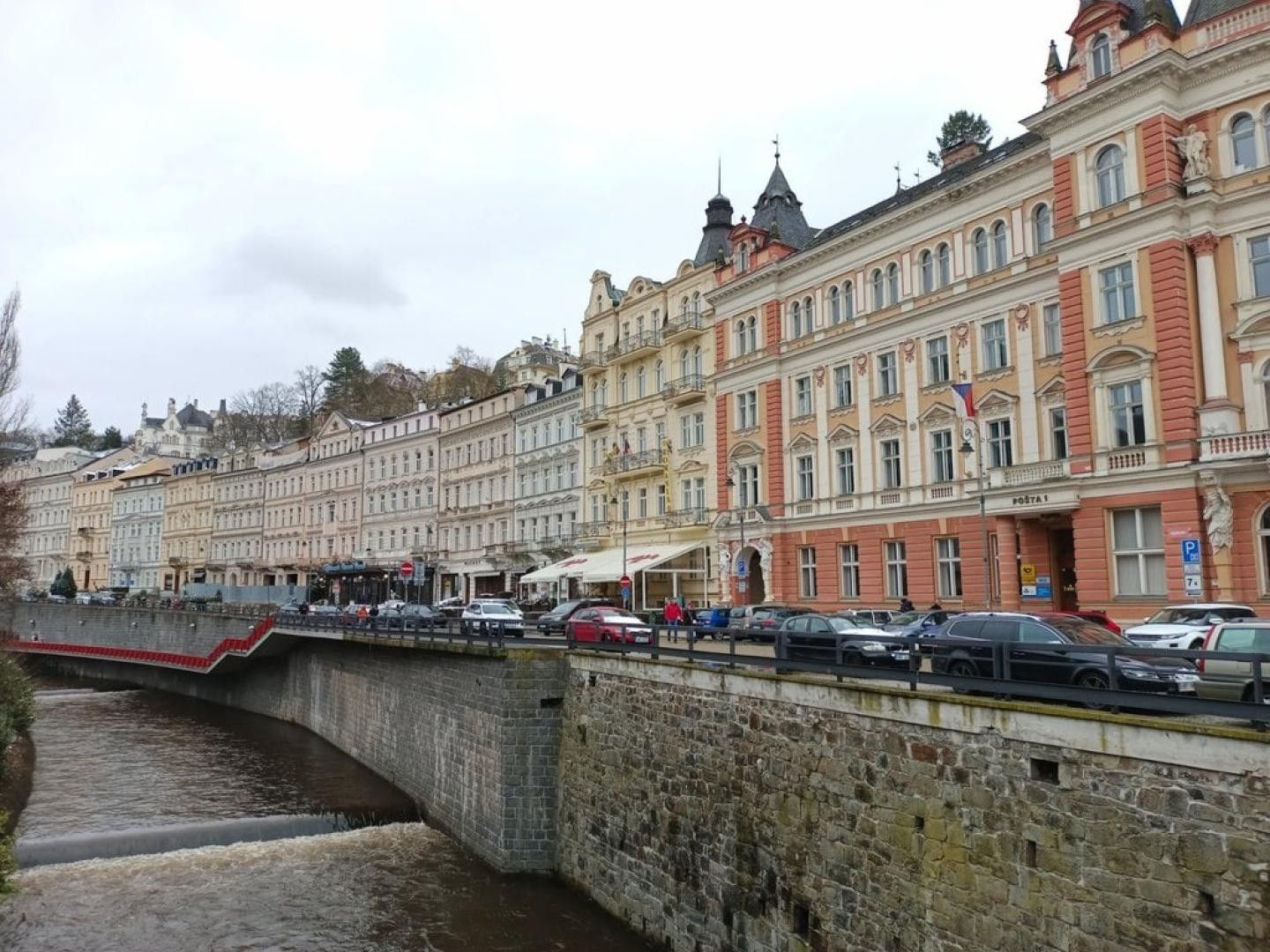 2+kk, Zahradní 60, Karlovy Vary, 79 m²