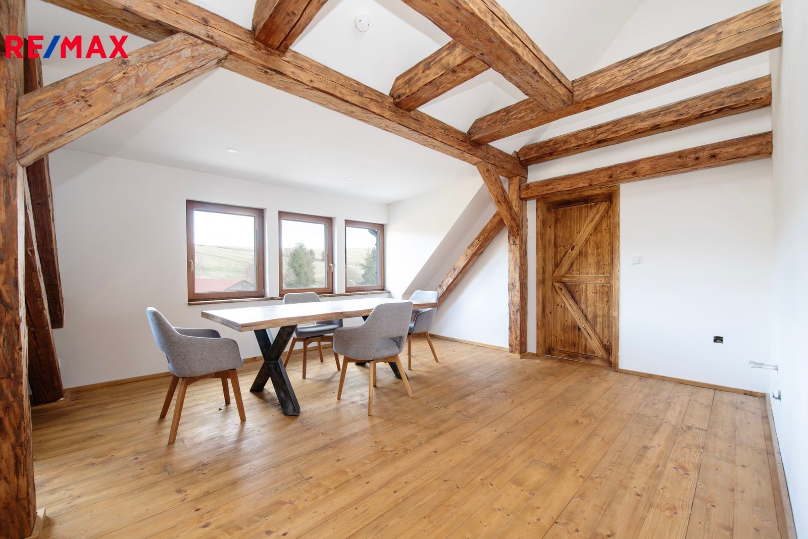 Pronájem byt 3+kk - Háj, Loučná pod Klínovcem, 92 m²