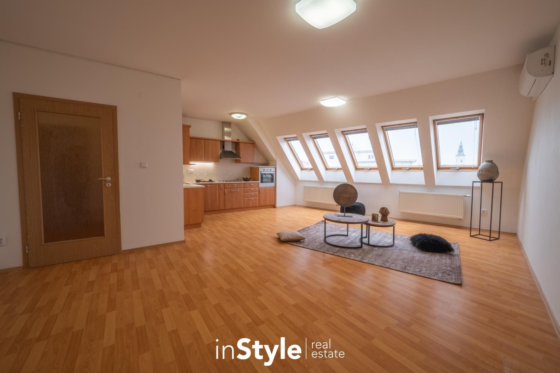 Pronájem byt 3+kk - Dlouhá, Uherské Hradiště, 96 m²