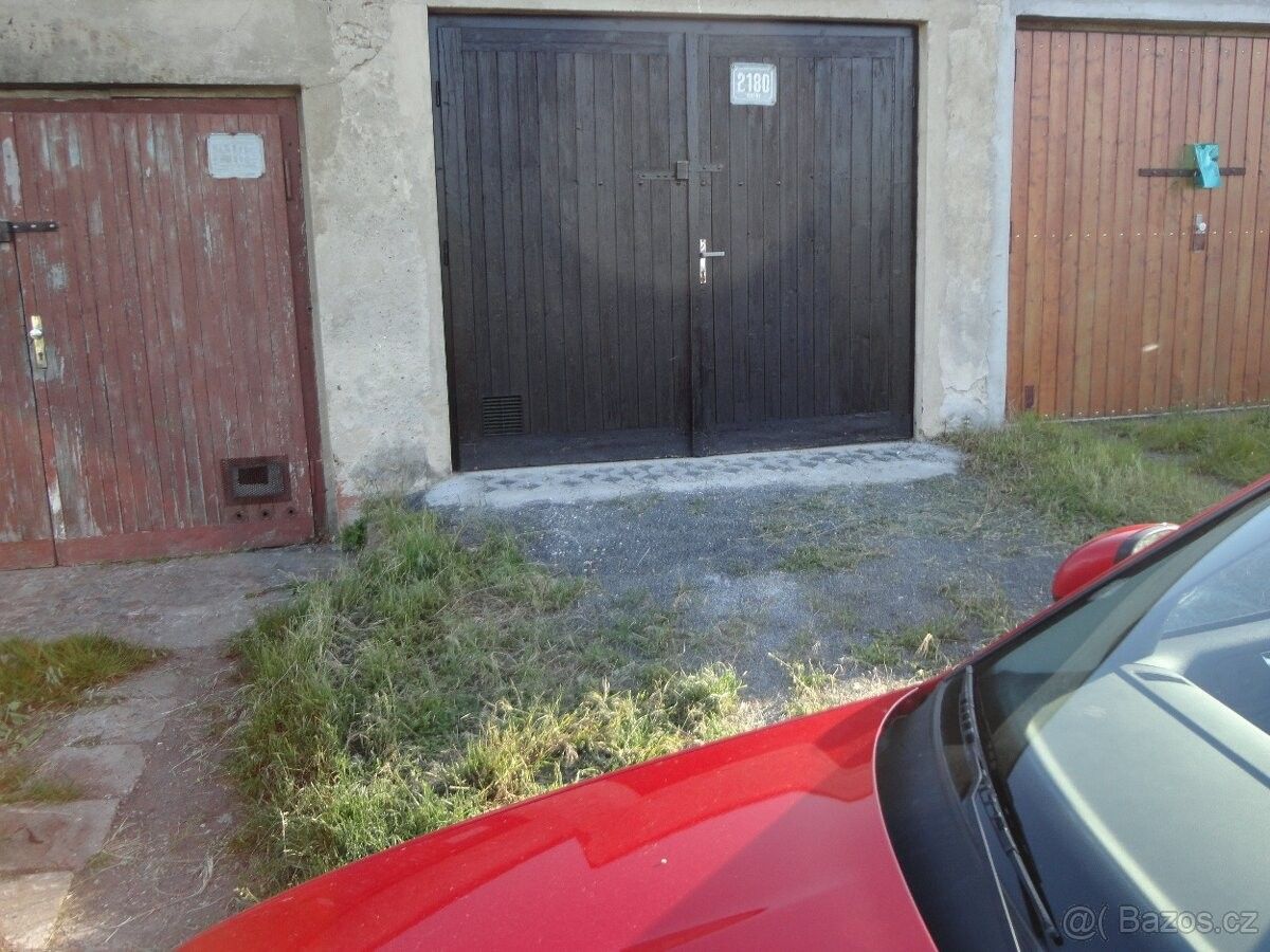 Garáže, Ústí nad Labem, 400 10
