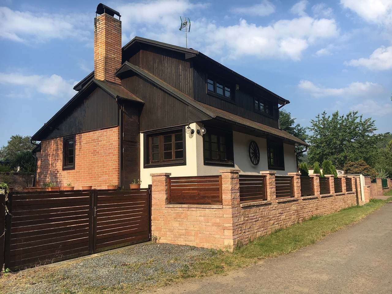 Chaty, Samopše, Středočeský kraj