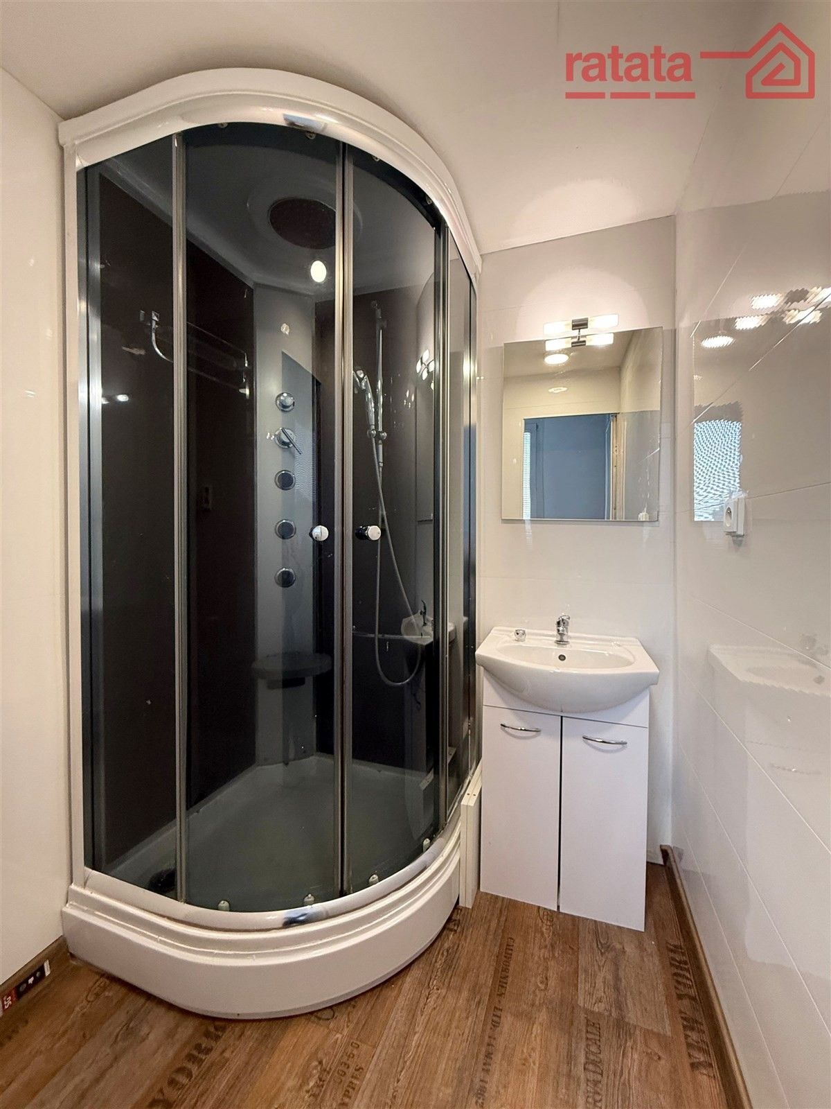 Pronájem byt 2+1 - Dřínovská, Chomutov, 62 m²