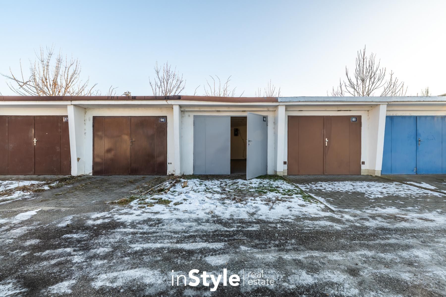 Garáže, Průmyslová, Uherské Hradiště, 17 m²