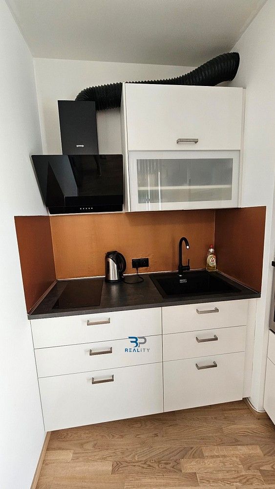 Byt 1+kk · 26 m² · Praha - Hlubočepy, okres Praha 5, Hlavní město Praha - 4