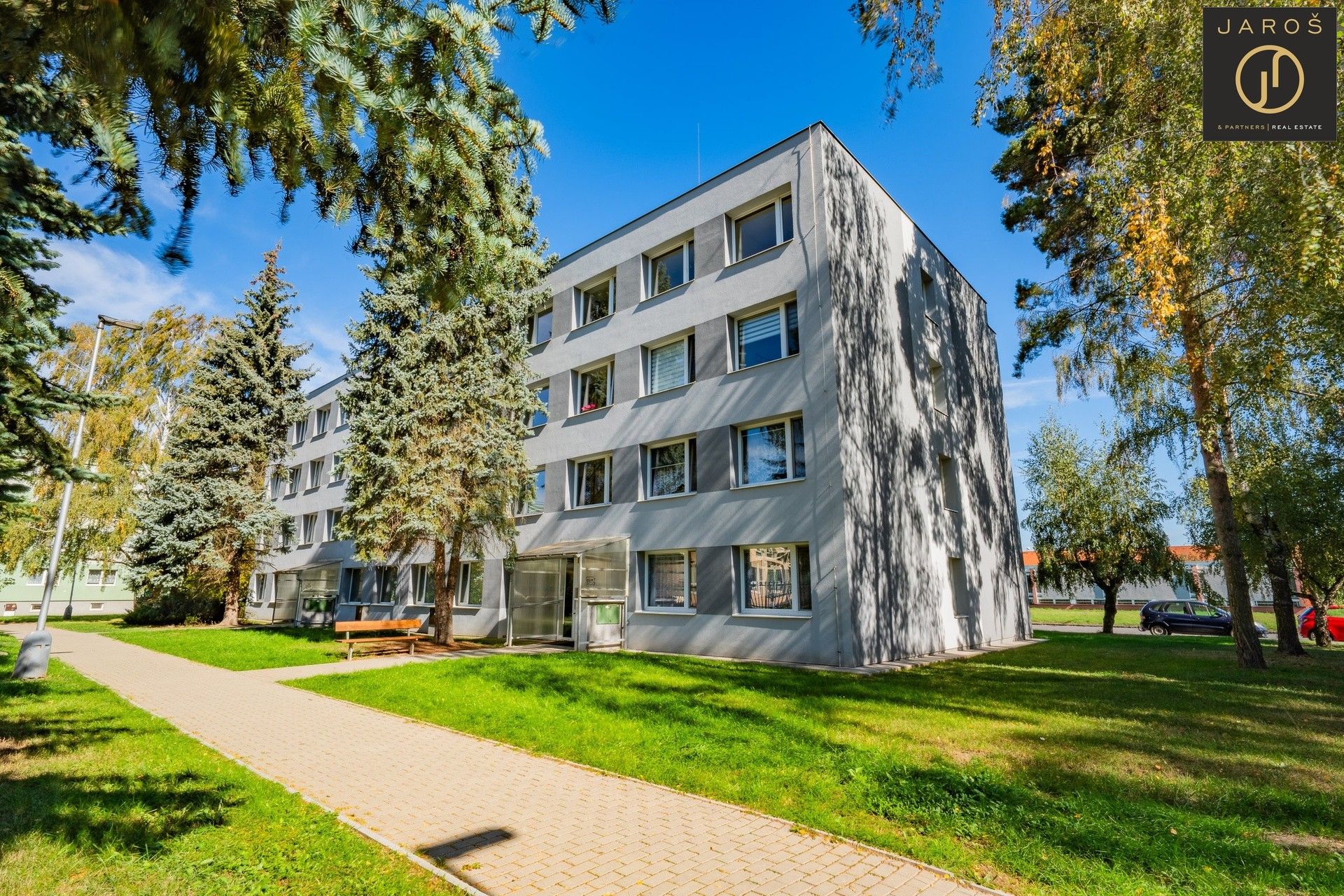 Prodej byt 3+1 - Pařížská, Kladno Kročehlavy, 68 m² - 1