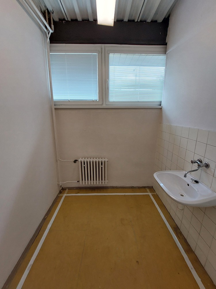 Kanceláře, Školní, Dýšina, okres Plzeň-město, 9 m² - 1