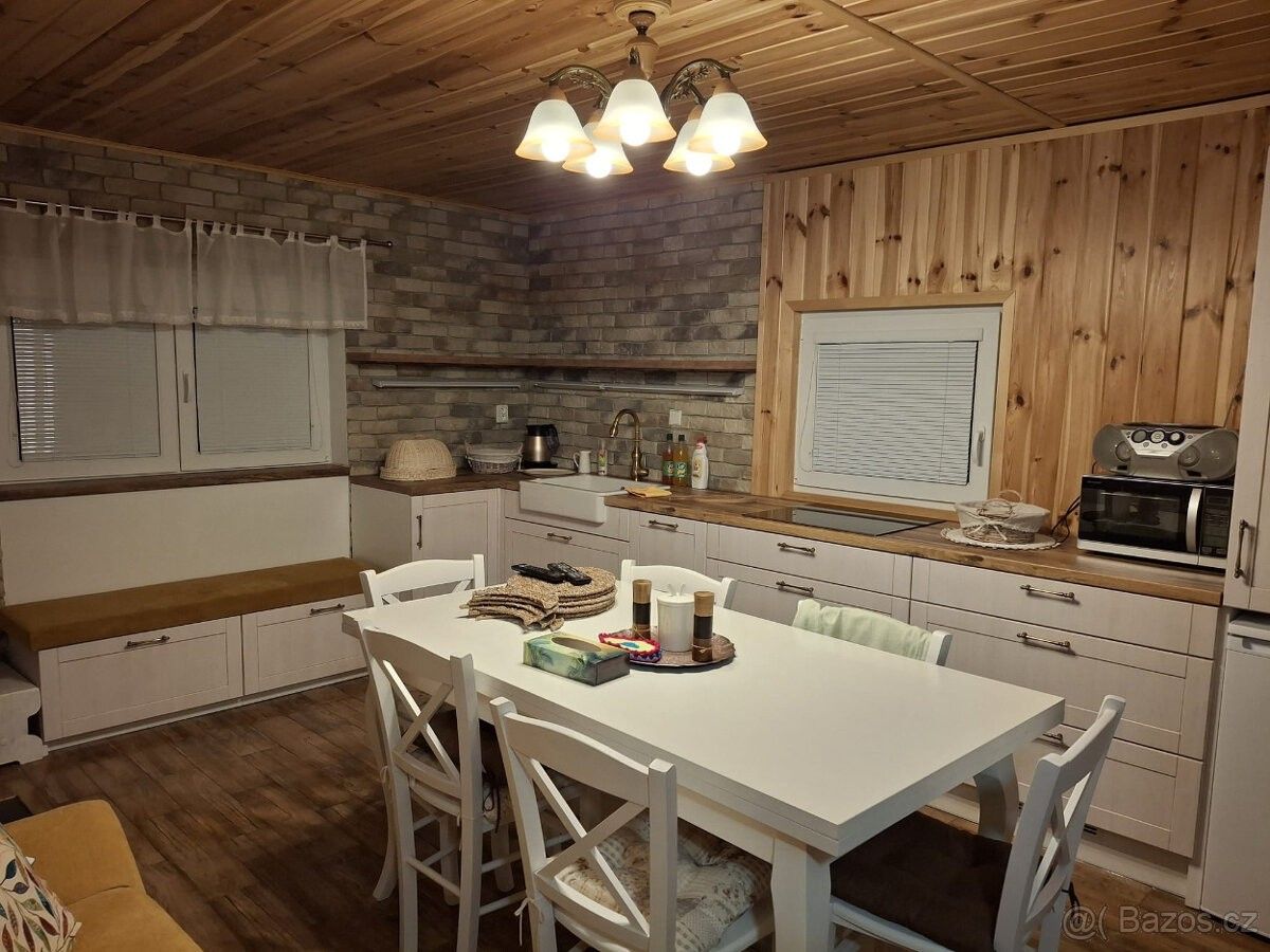 Chaty, Kadaň, 432 01