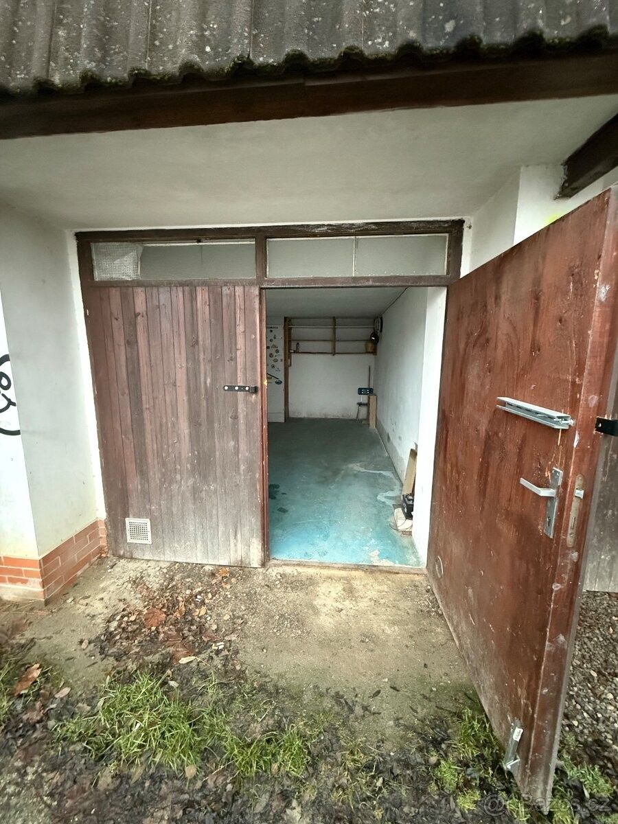 Prodej garáž - Velké Meziříčí, 594 01