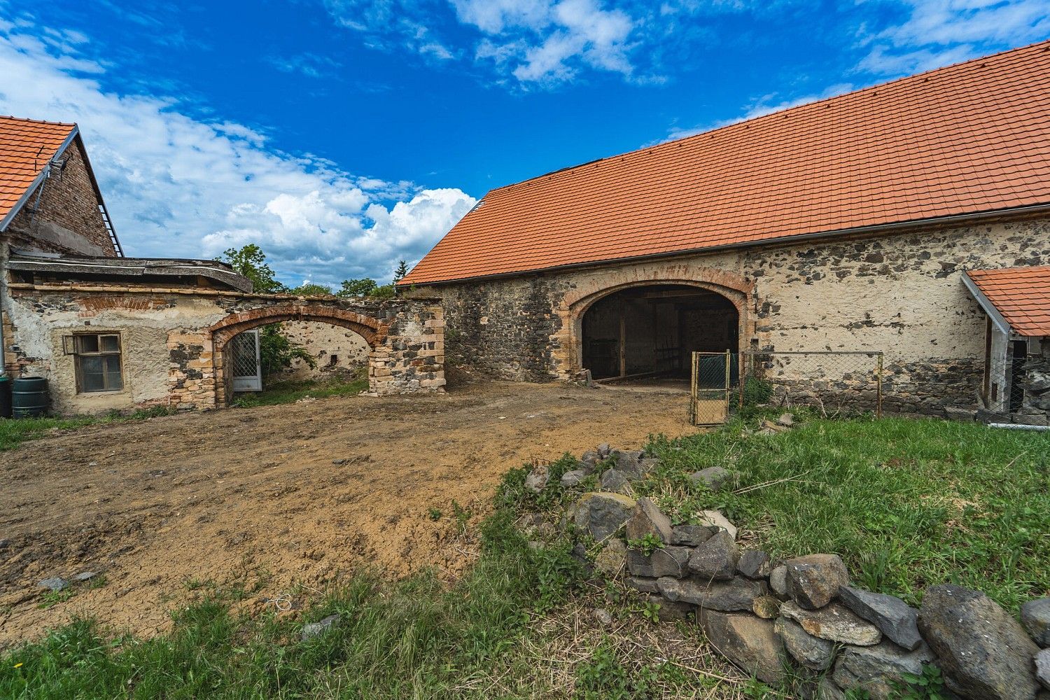 Rodinný dům · 300 m² · Krásný Dvůr - Chrašťany, okres Louny, Ústecký kraj - 4