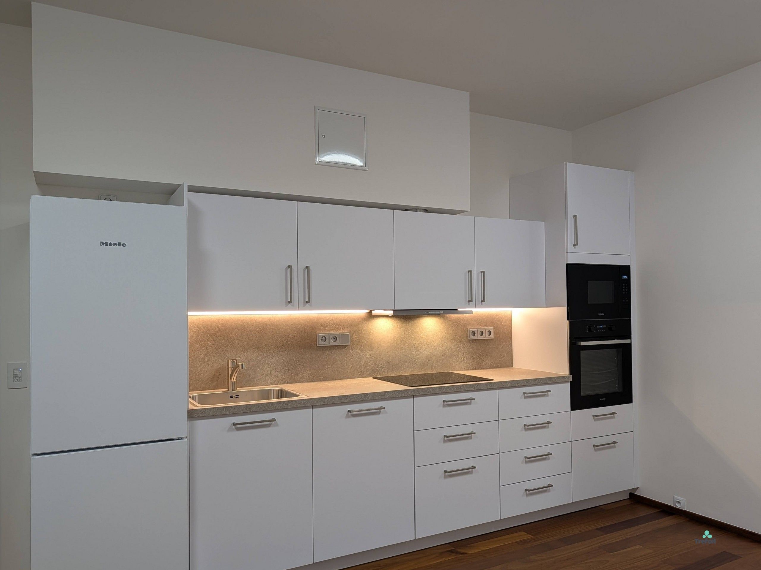 Byt 2+kk · 72 m² · K sídlišti 1728, Praha Nusle - 3